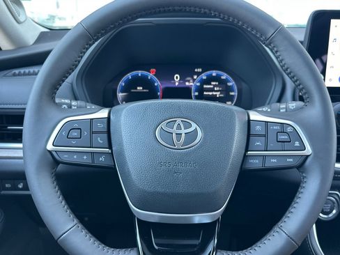 Certified 2026 Toyota Grand Highlander AWD image 24