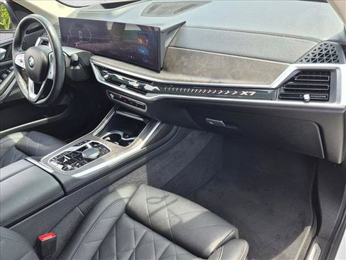 Used 2024 BMW X7 xDrive40i AWD/4WD image 20