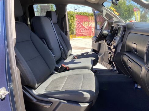 Used 2019 Chevrolet Silverado 1500 Custom w/ Custom Value Package image 22