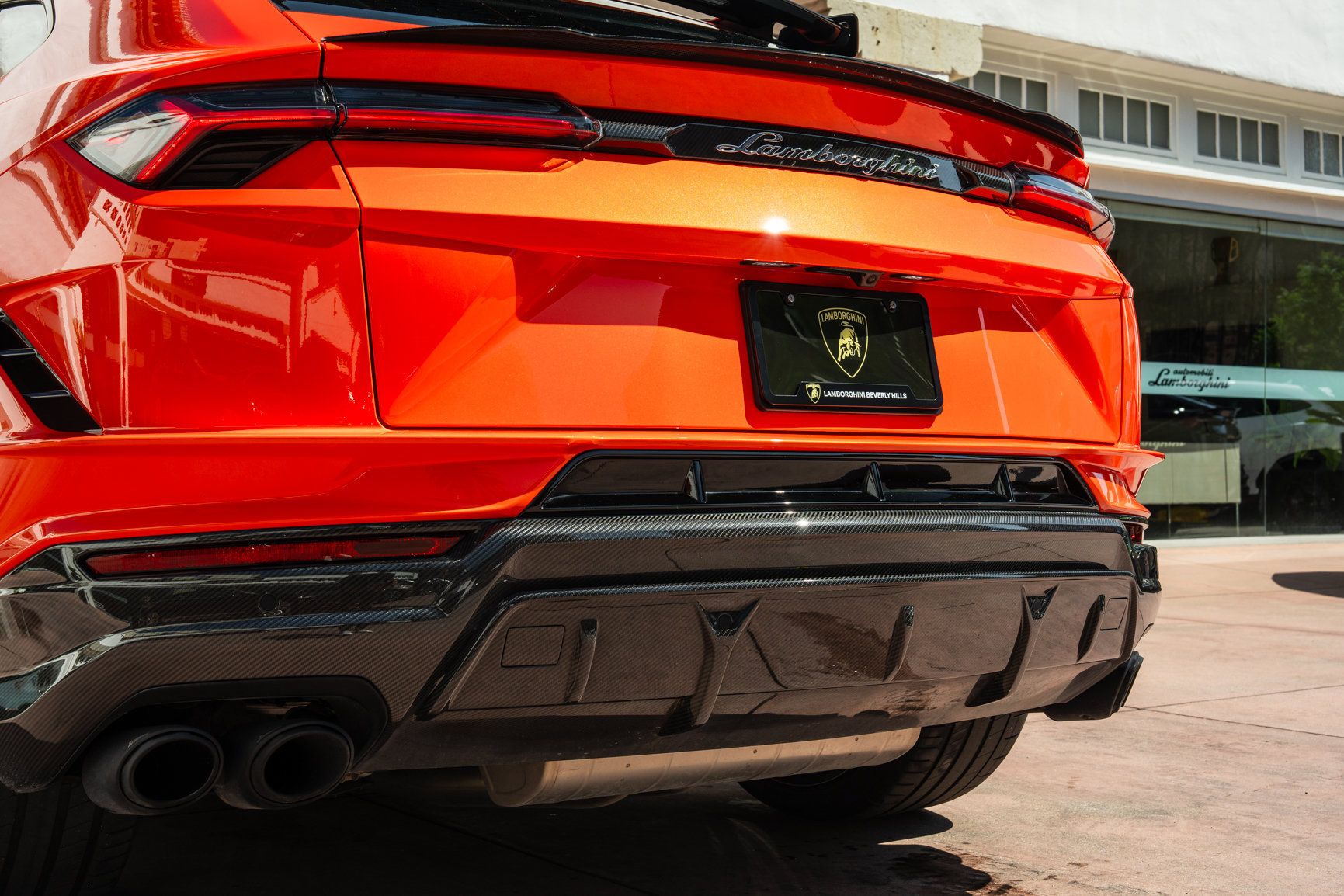 Used 2024 Lamborghini Urus Performante AWD/4WD image 25