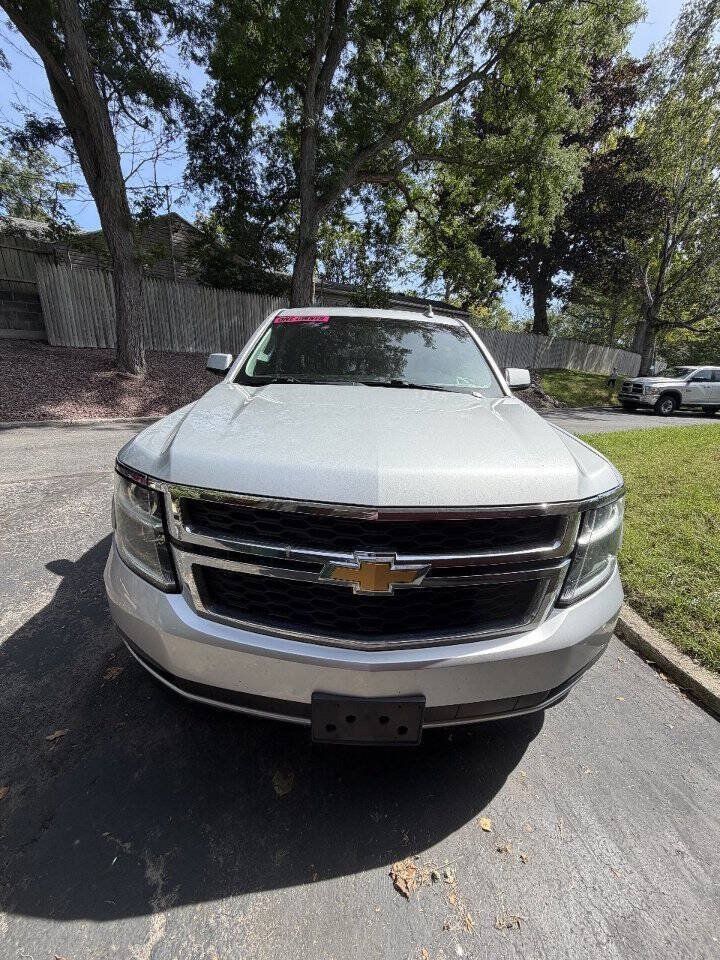 Used 2018 Chevrolet Tahoe LS w/ Skid Plate Package AWD/4WD image 4