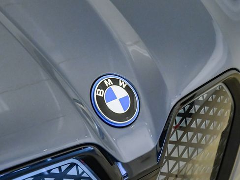 Certified 2023 BMW iX xDrive50 w/ Sport Package image 8