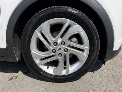 Used 2023 Chevrolet Bolt LT w/ Driver Confidence Package FWD image 14