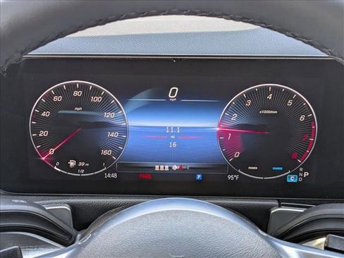 Certified 2025 Mercedes-Benz GLB 250 image 10