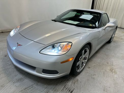 Used 2010 Chevrolet Corvette Coupe w/ Preferred Equipment Group image 9