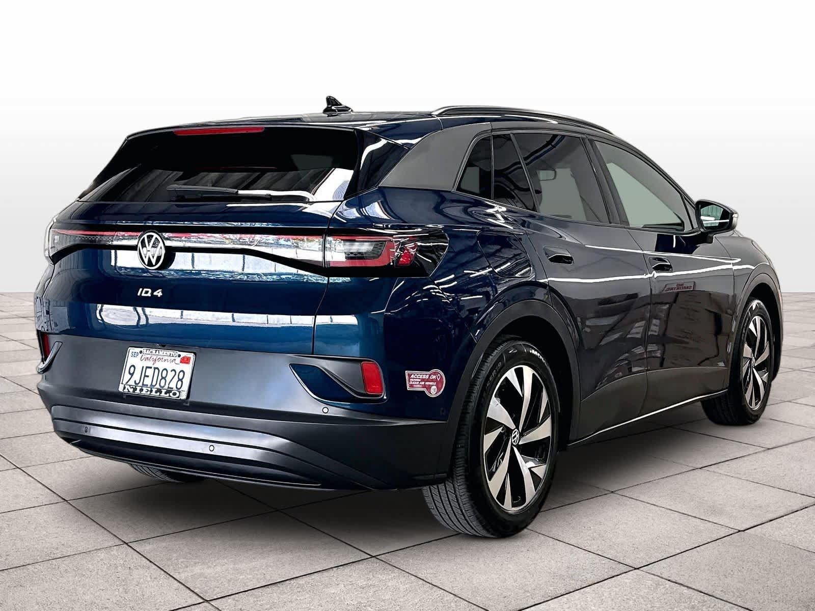 Used 2023 Volkswagen ID.4 2WD image 9