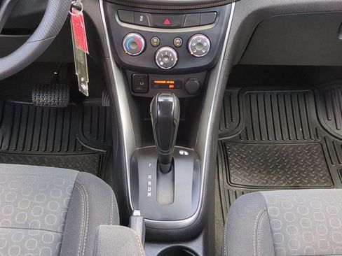 Certified 2020 Chevrolet Trax LS FWD image 14