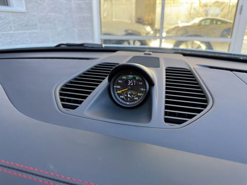 Used 2014 Porsche 911 GT3 image 30