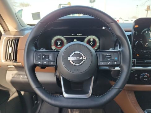 Used 2025 Nissan Pathfinder Platinum w/ Cargo Package image 20