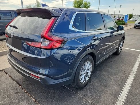 Used 2023 Honda CR-V EX image 7