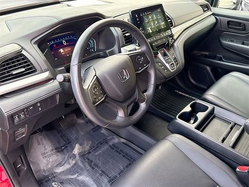 Used 2023 Honda Odyssey Sport image 9