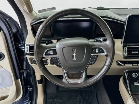 Used 2021 Lincoln Navigator Reserve w/ Luxury Package AWD/4WD image 15
