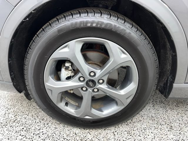 Used 2023 Ford Escape ST-Line FWD image 8