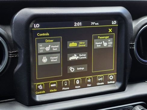 Used 2020 Jeep Gladiator Overland AWD/4WD image 17