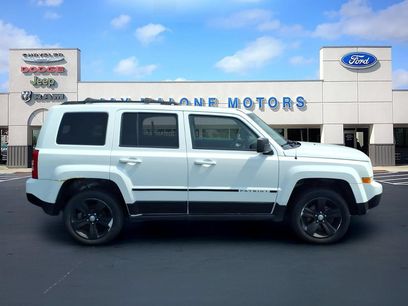 Used 2014 Jeep Patriot Latitude w/ Sun/Sound Group