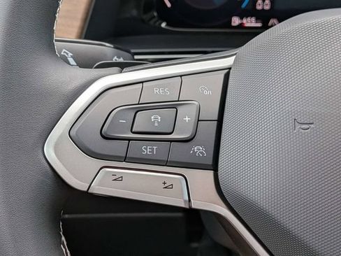 New 2026 Volkswagen Atlas SE FWD image 28