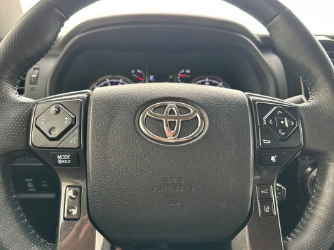 Certified 2024 Toyota 4Runner TRD Off-Road Premium image 29