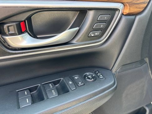 Used 2018 Honda CR-V EX-L image 19