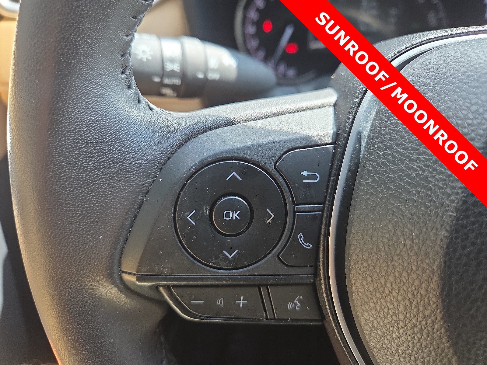 Used 2023 Toyota RAV4 XLE Premium FWD image 19