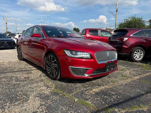 Used 2020 Lincoln MKZ Reserve w/ Elements Package FWD image 3
