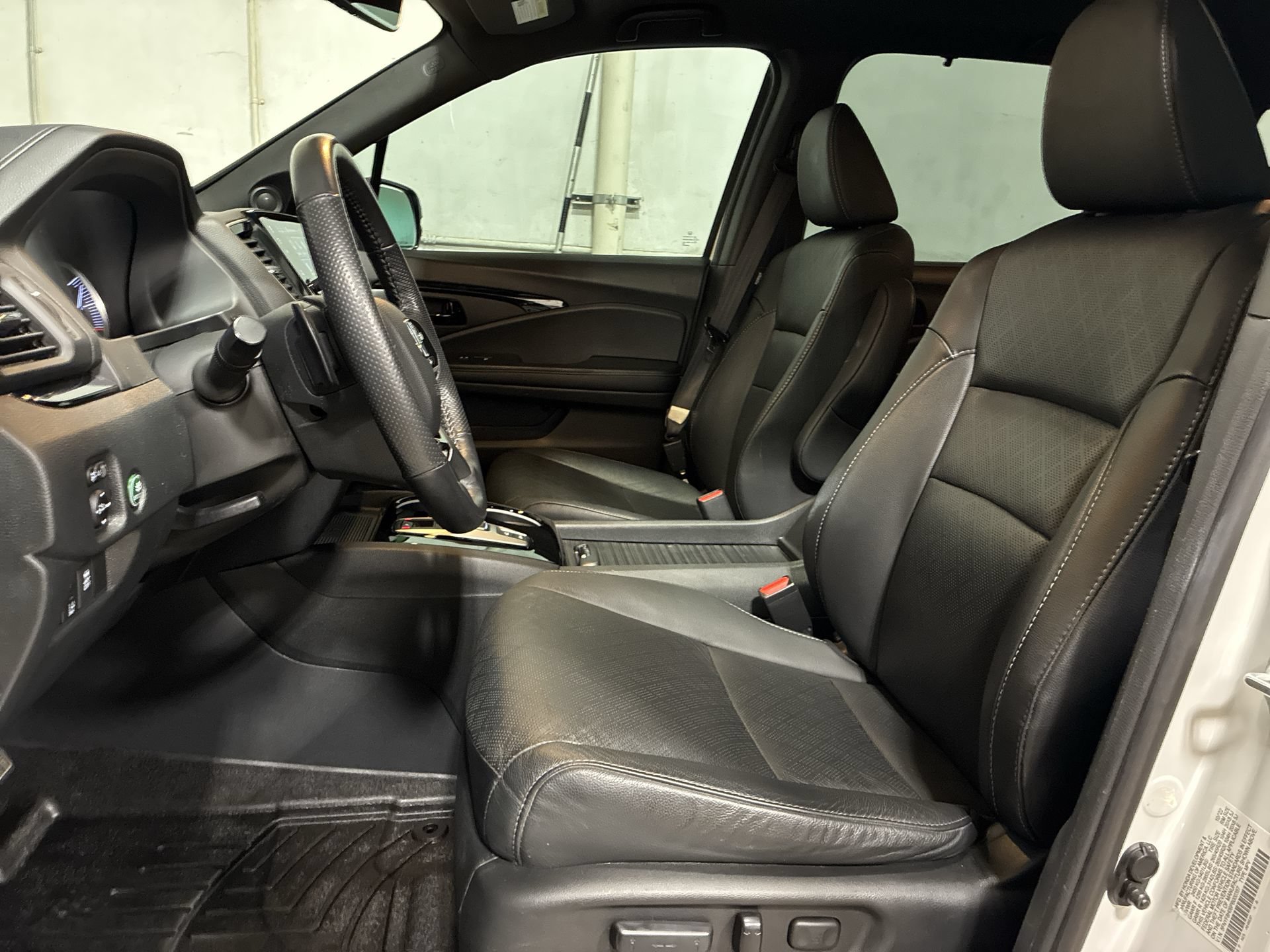 Certified 2023 Honda Passport Elite image 17
