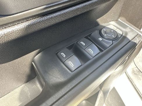 Used 2023 GMC Sierra 2500 Pro w/ Convenience Package image 24