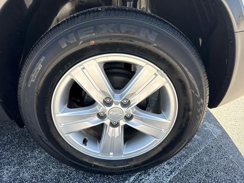 Used 2020 Chevrolet Trax LT FWD image 42