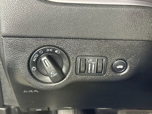 Used 2023 Dodge Charger SXT w/ Blacktop Package image 18