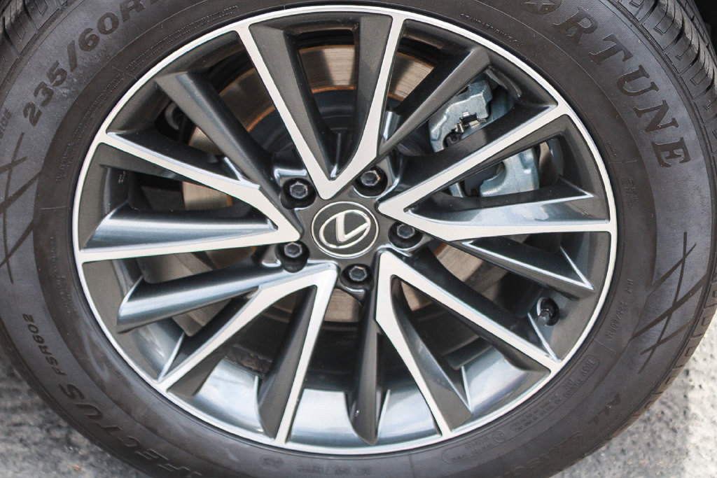 Used 2024 Lexus NX 350h AWD image 11