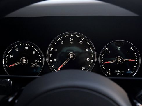 Certified 2022 Rolls-Royce Cullinan Black Badge image 16