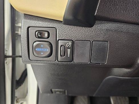 Used 2017 Toyota Corolla LE w/ LE Premium Package image 14