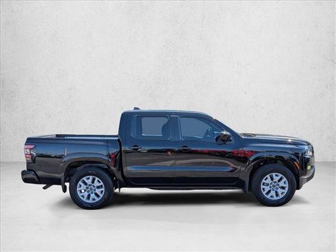 Used 2023 Nissan Frontier SV w/ SV Convenience Package RWD image 5