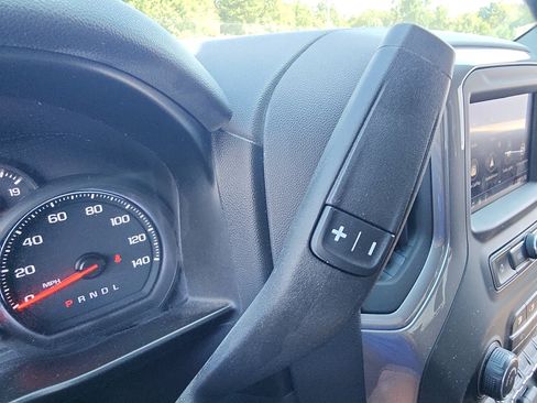 Used 2021 Chevrolet Silverado 1500 Custom AWD/4WD image 16