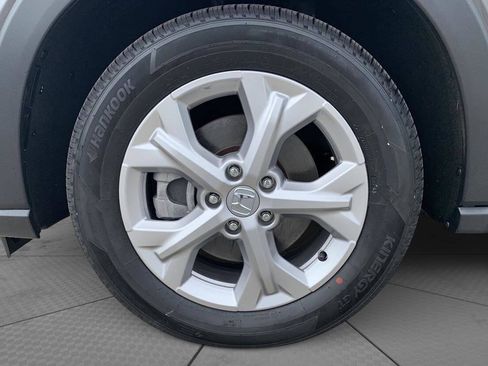 Certified 2025 Honda HR-V LX image 9