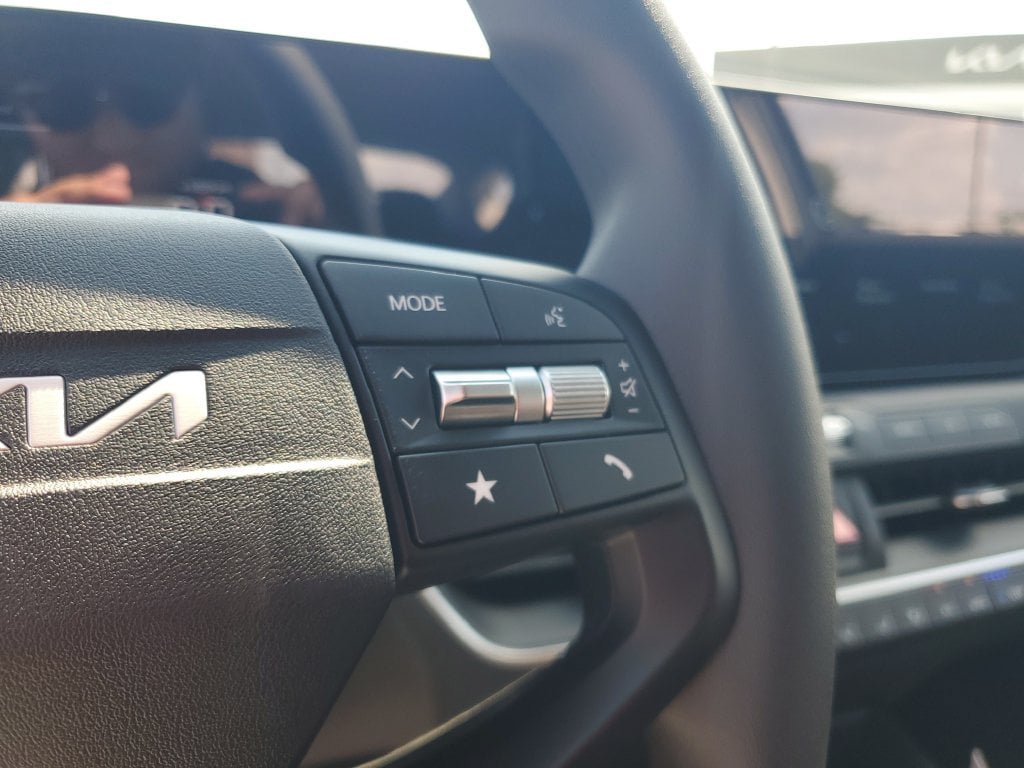 New 2026 Kia K4 FWD image 13