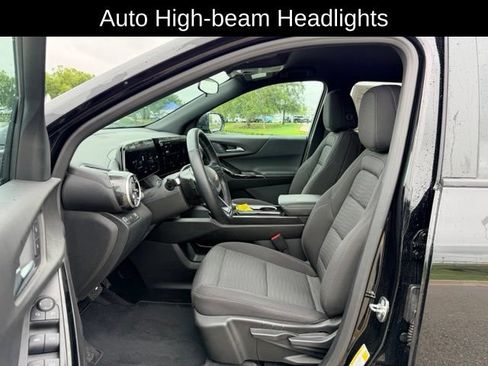 Used 2025 Chevrolet Equinox LT FWD image 8
