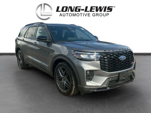 Certified 2025 Ford Explorer ST w/ Sun And Sound Package AWD/4WD image 10