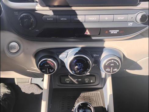 New 2026 Hyundai Venue SEL image 26