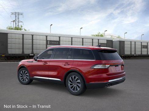 New 2026 Lincoln Aviator 2WD image 4