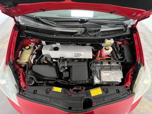 Used 2010 Toyota Prius Two w/ Preferred Accessory Pkg FWD image 22