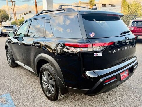 New 2026 Nissan Pathfinder SV image 5