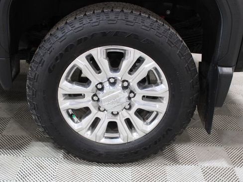 Certified 2022 GMC Sierra 3500 Denali image 44