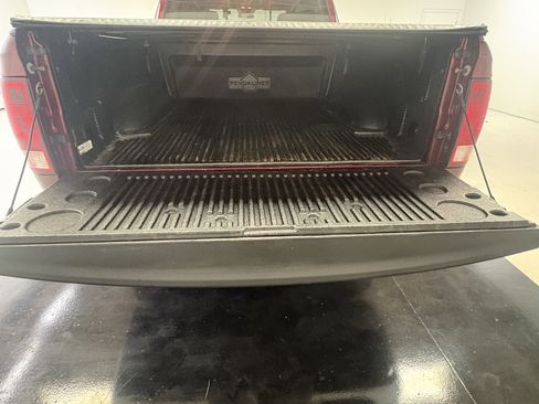 Used 2019 RAM 1500 Classic SLT image 16