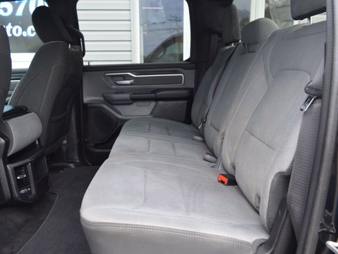 Used 2022 RAM 1500 Big Horn AWD/4WD image 16