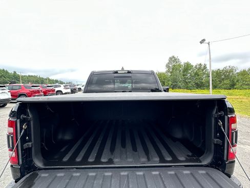 Used 2021 RAM 1500 Laramie w/ Night Edition AWD/4WD image 32