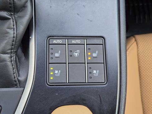 Certified 2023 Lexus UX 250h FWD w/ Accessory Package (Z2) image 25