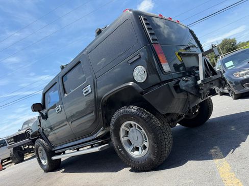 Used 2004 HUMMER H2 w/ Preferred Equipment Group AWD/4WD image 4
