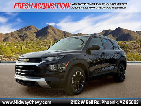 Used 2023 Chevrolet TrailBlazer LT FWD image 1