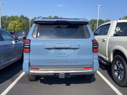Used 2025 Toyota 4Runner Limited RWD image 6
