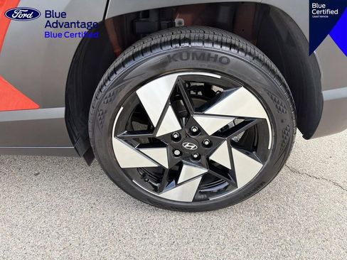 Used 2024 Hyundai Kona Limited FWD image 8